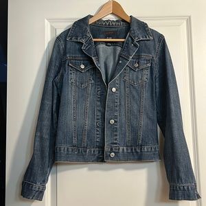 Gap jean jacket. Great condition!
